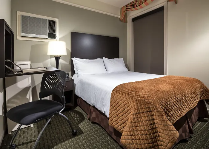 Hotel The Willows 3*