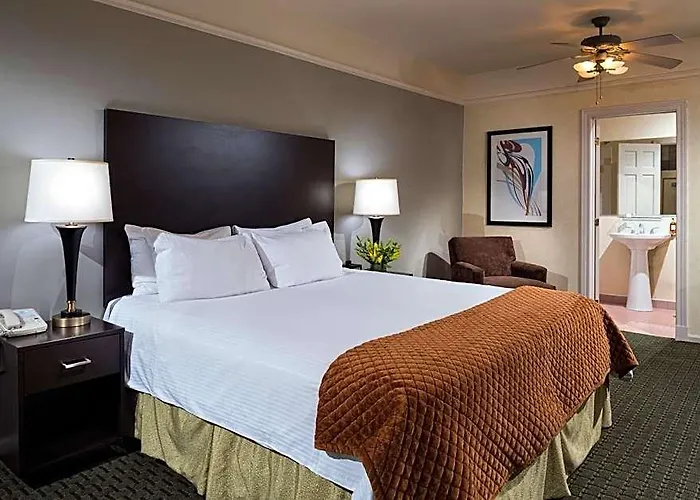The Willows 3* Chicago